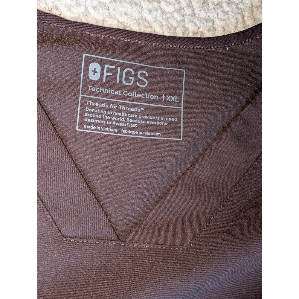 FIGS Chisec 3 Pocket V Neck Technical Collection XXL Brown